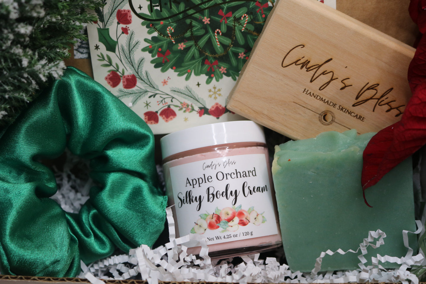 Under $30 Holiday Gift Bundle